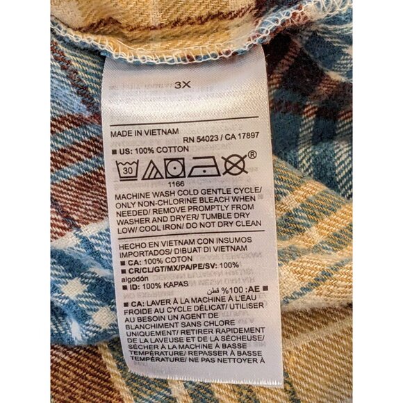 Old Navy The Boyfriend Shirt Flannel Plus 3X Burgundy Blue Plaid Button Up Soft - Picture 5 of 5